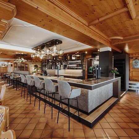 Hotel Irmgard Strass im Attergau Екстериор снимка