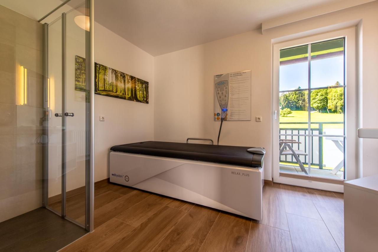 Hotel Irmgard Strass im Attergau Екстериор снимка