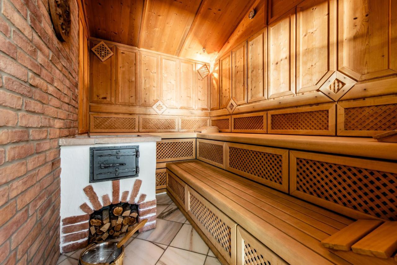 Hotel Irmgard Strass im Attergau Екстериор снимка