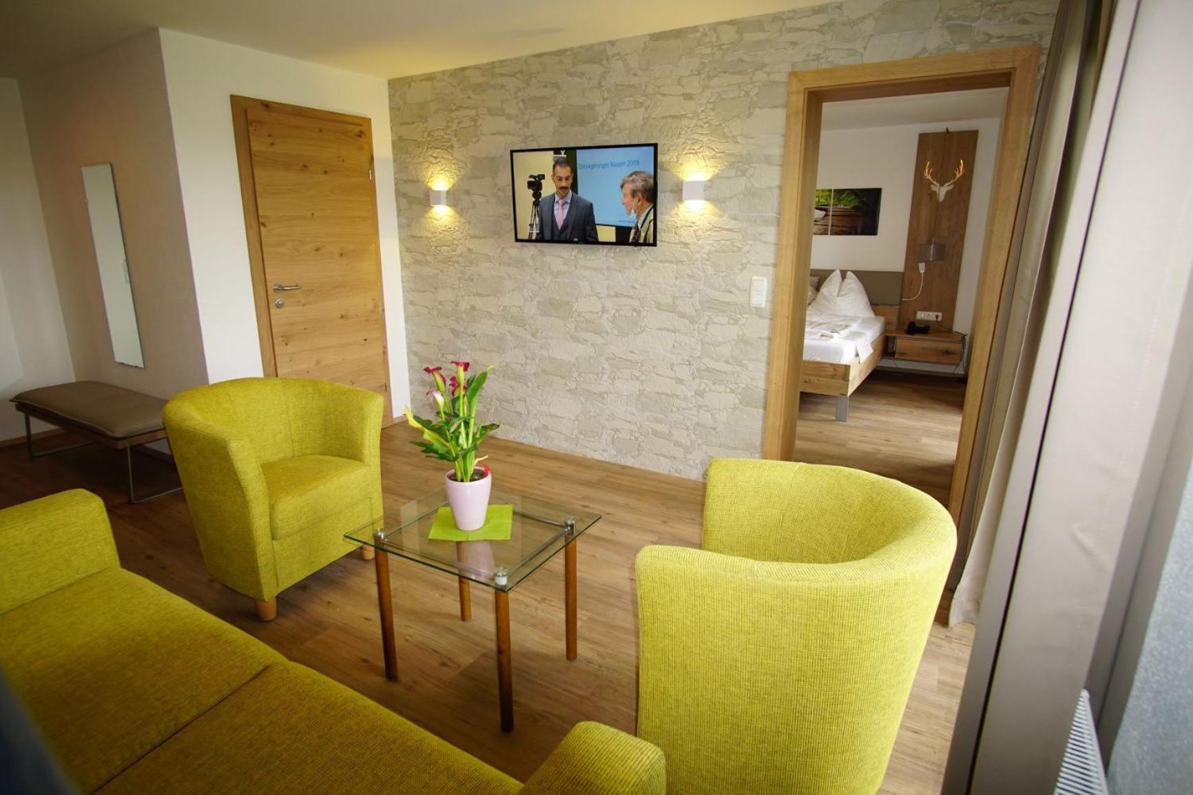 Hotel Irmgard Strass im Attergau Екстериор снимка