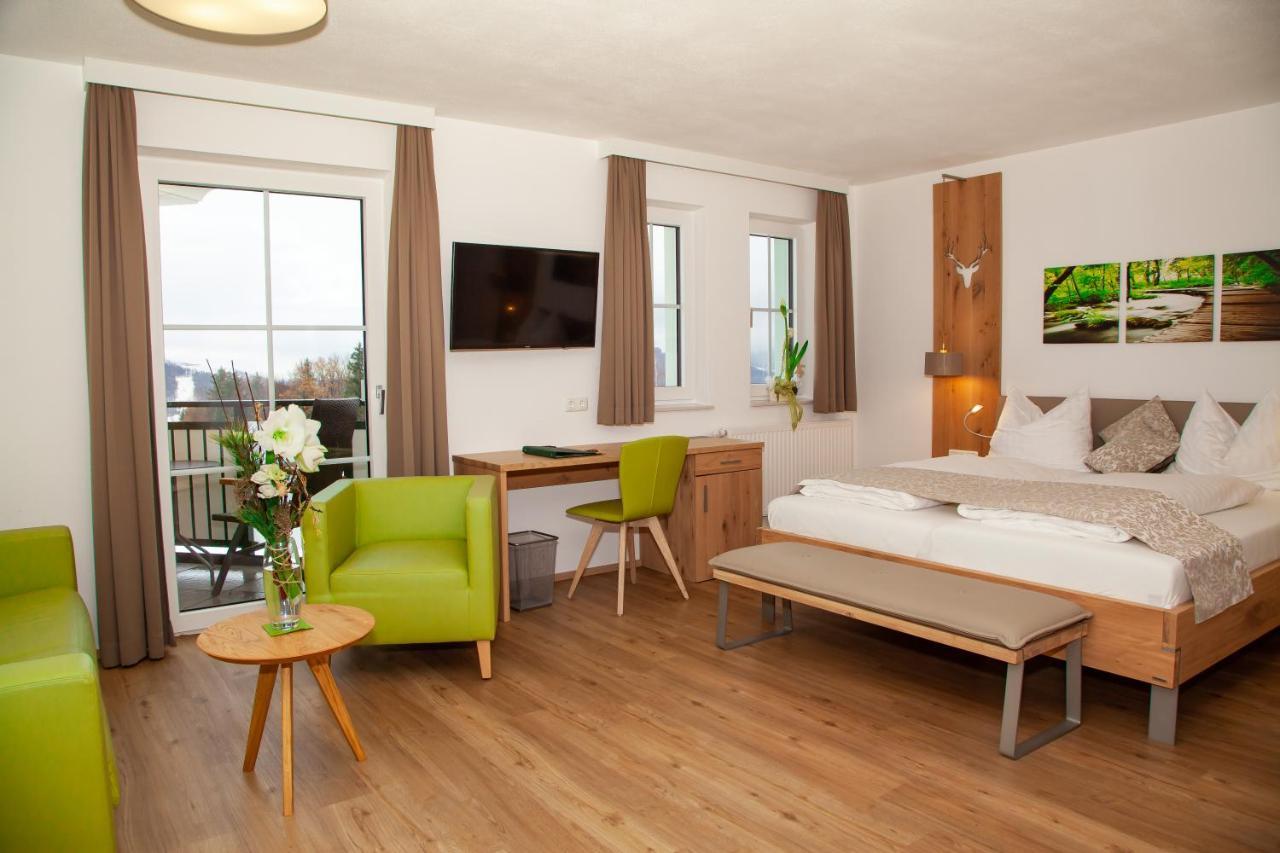 Hotel Irmgard Strass im Attergau Екстериор снимка
