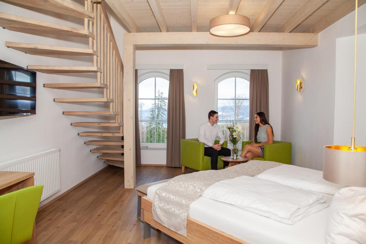 Hotel Irmgard Strass im Attergau Екстериор снимка