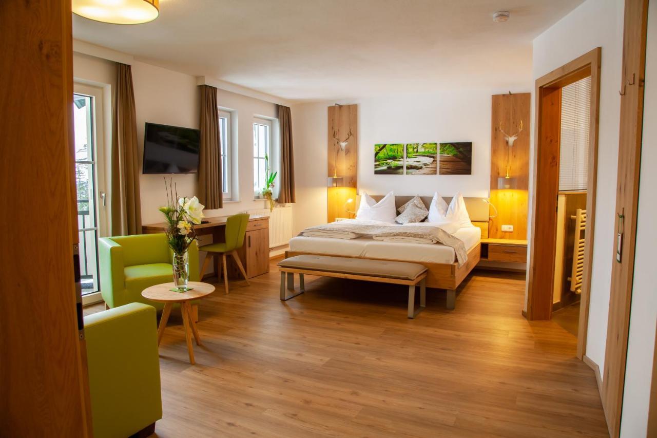 Hotel Irmgard Strass im Attergau Екстериор снимка